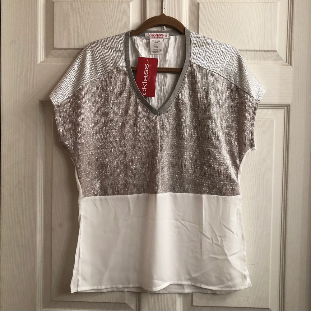 Soft and airy shiny blouse